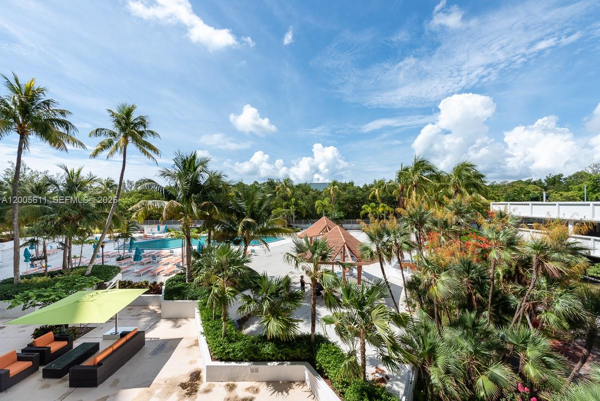 ARLEN HOUSE EAST CONDO - Residential
