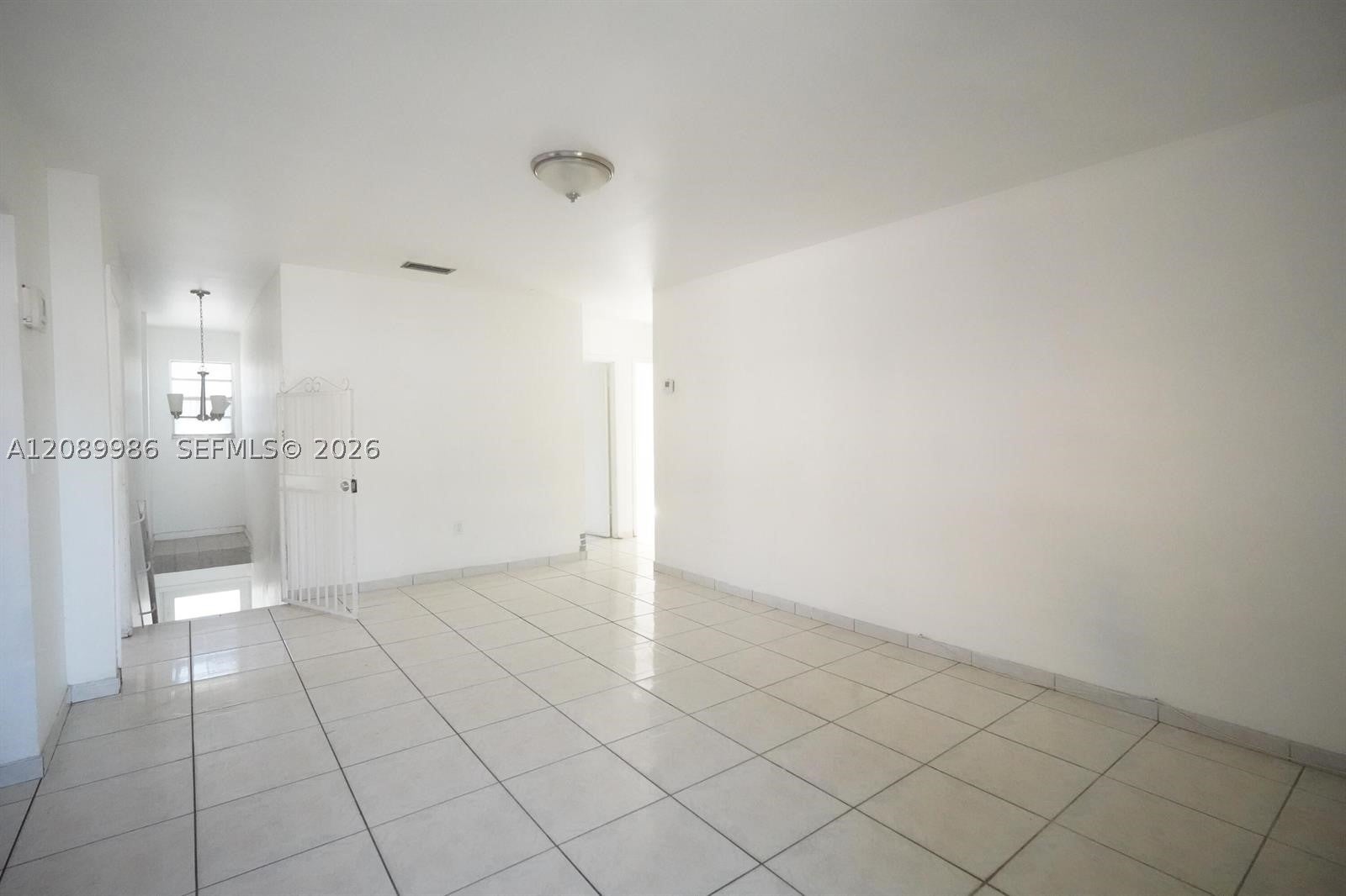1880 SW 17th Ave