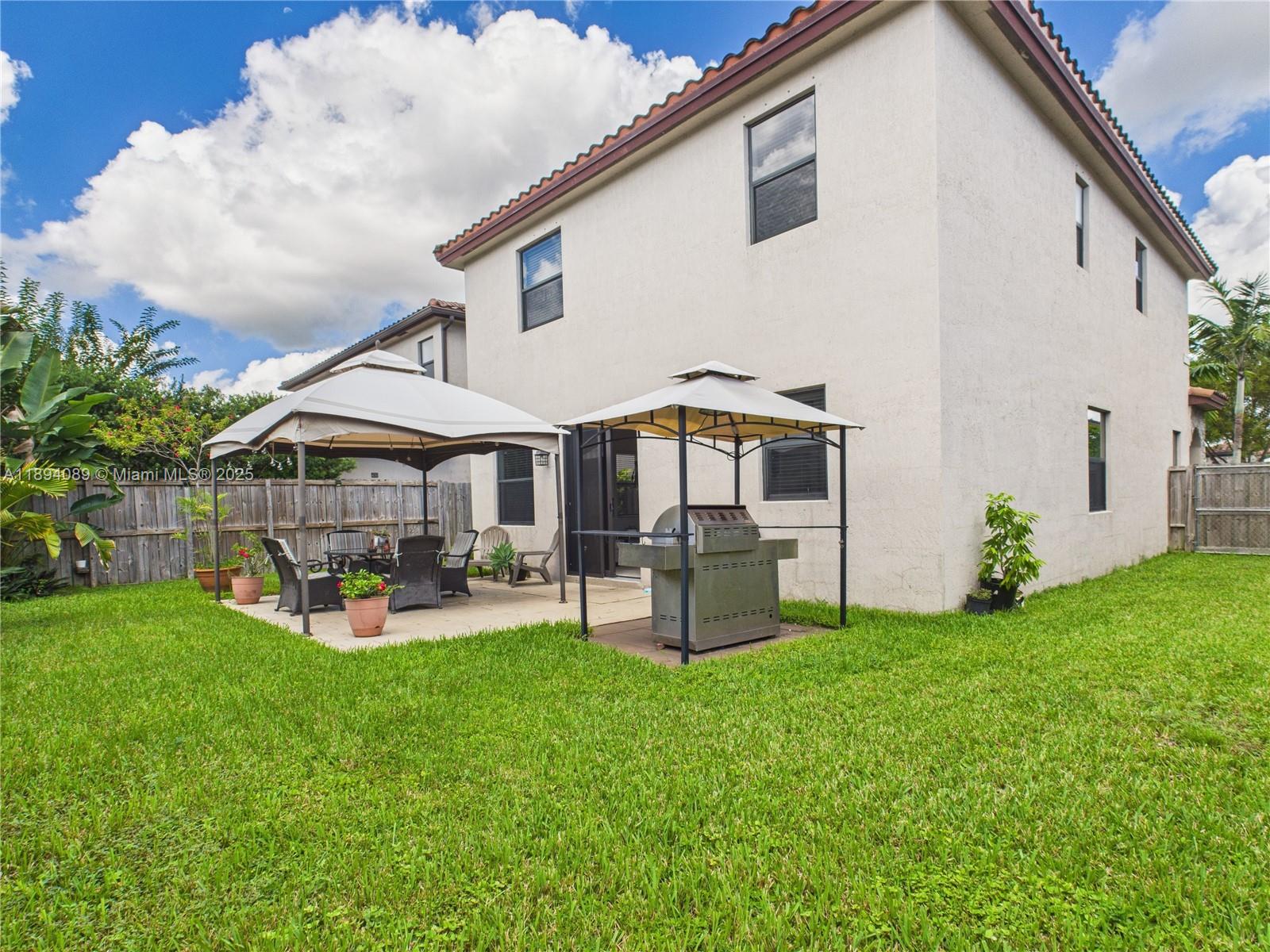 COCO PALM ESTATES - Residential