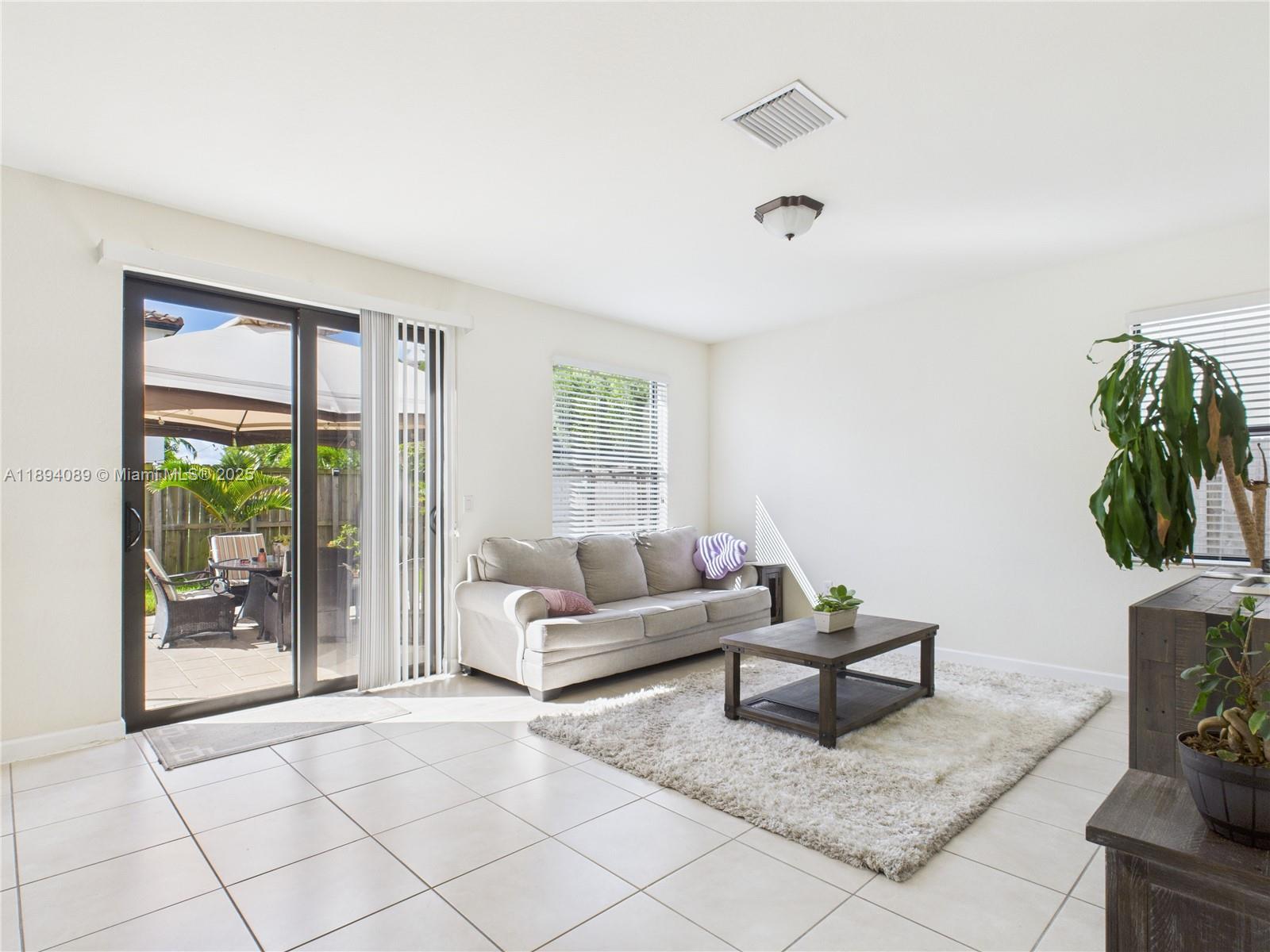 COCO PALM ESTATES - Residential