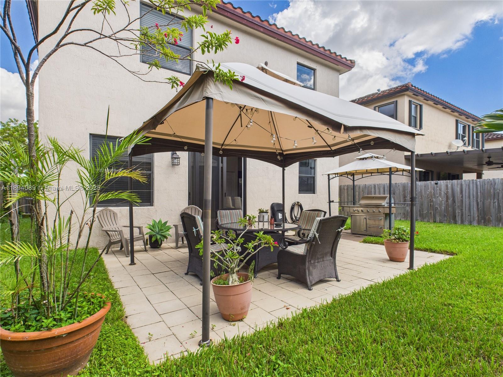 COCO PALM ESTATES - Residential