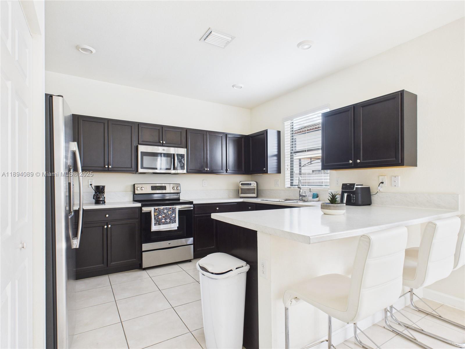 COCO PALM ESTATES - Residential
