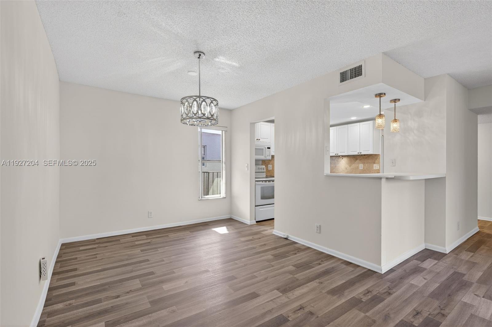 SPARROWS WALK CONDO - Residential