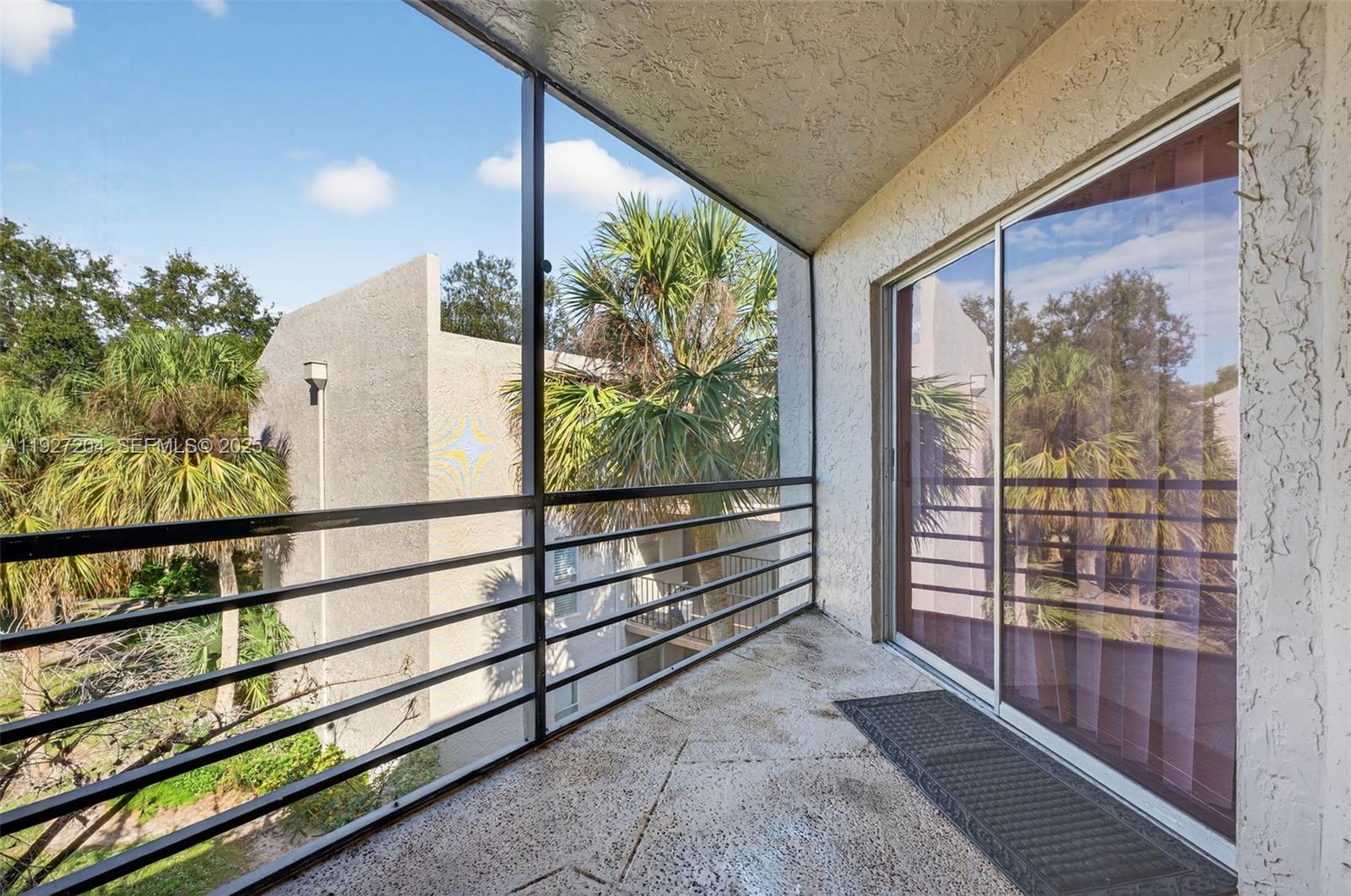 SPARROWS WALK CONDO - Residential