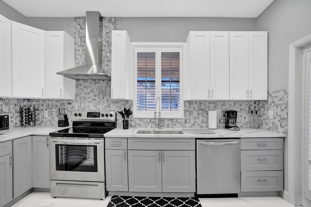 COVE 5TH SEC - Residential