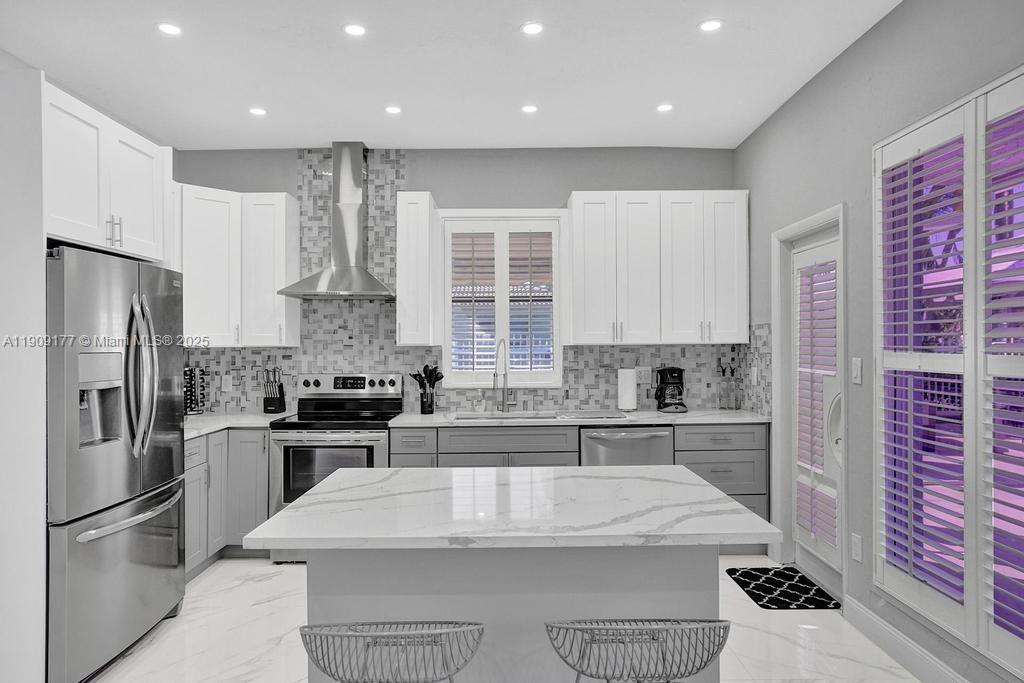 COVE 5TH SEC - Residential