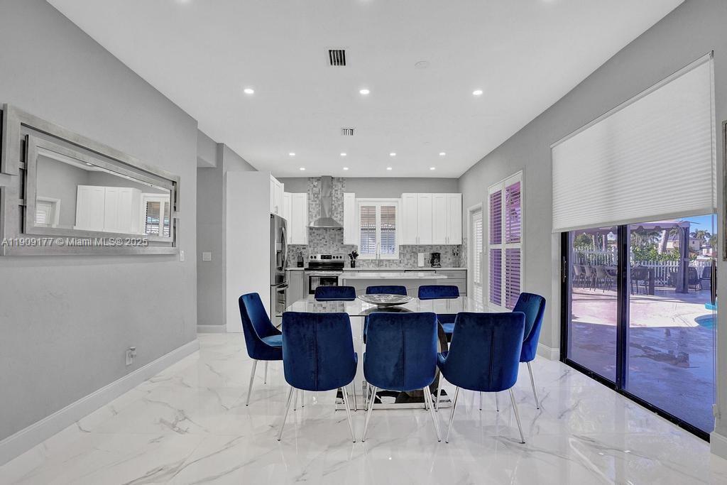 COVE 5TH SEC - Residential