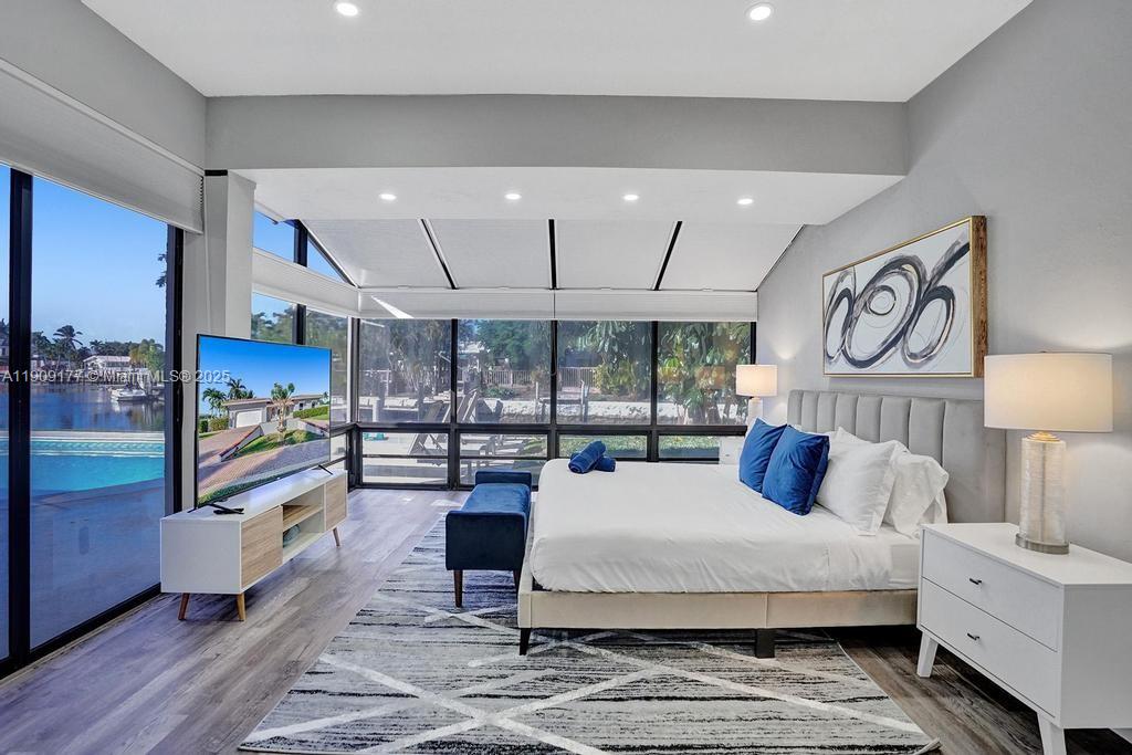 COVE 5TH SEC - Residential