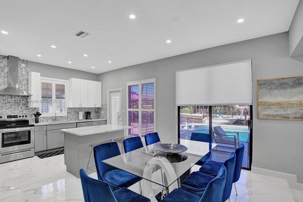 COVE 5TH SEC - Residential