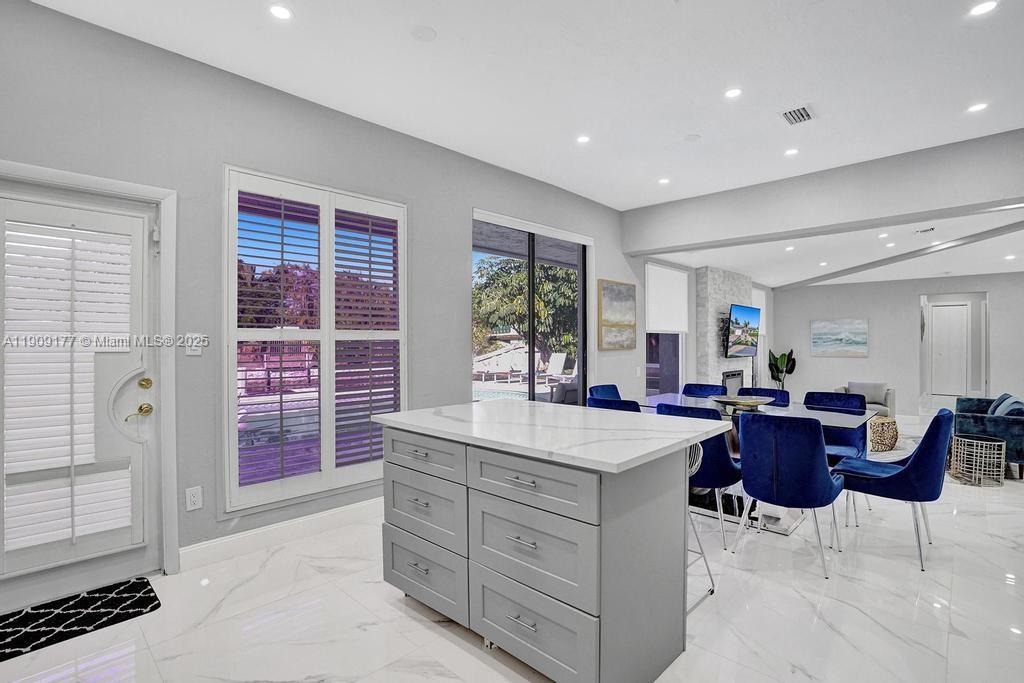 COVE 5TH SEC - Residential