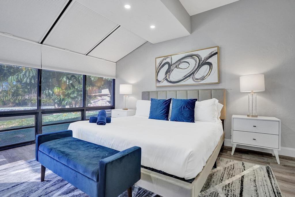 COVE 5TH SEC - Residential