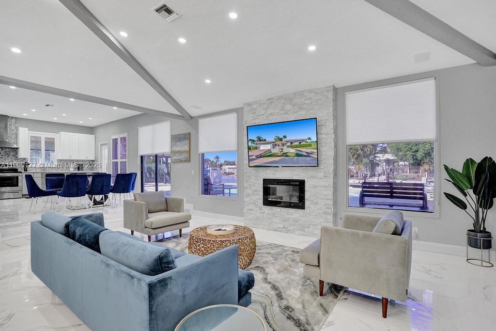 COVE 5TH SEC - Residential