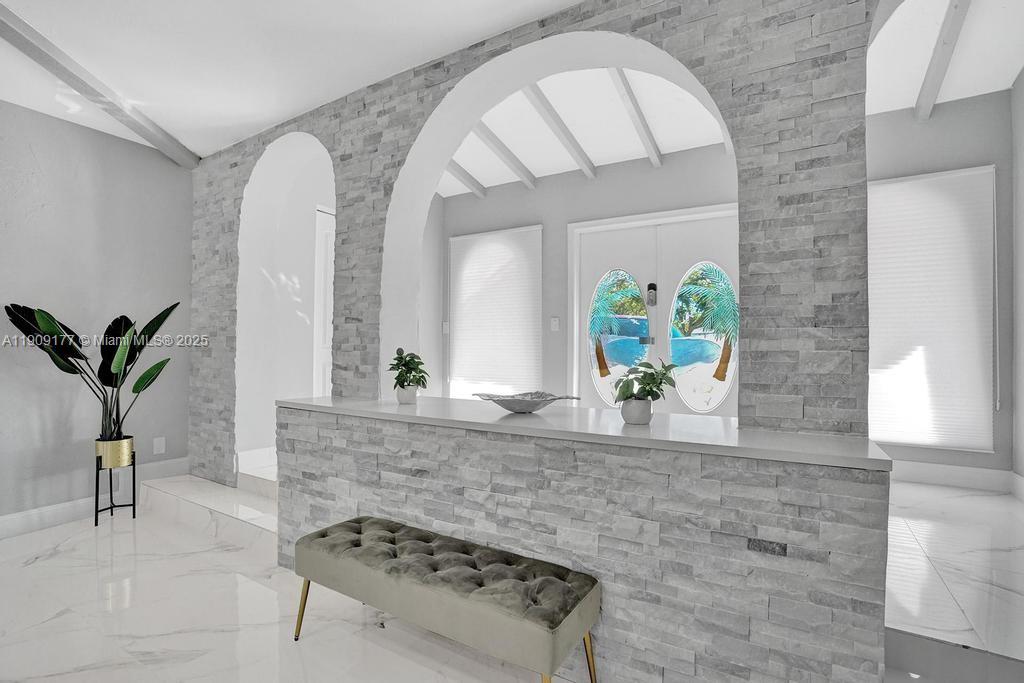 COVE 5TH SEC - Residential