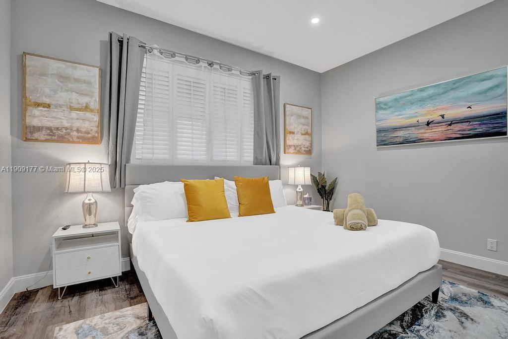 COVE 5TH SEC - Residential