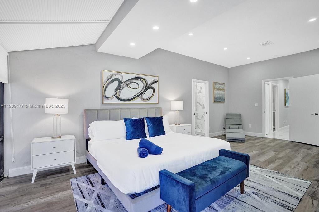 COVE 5TH SEC - Residential