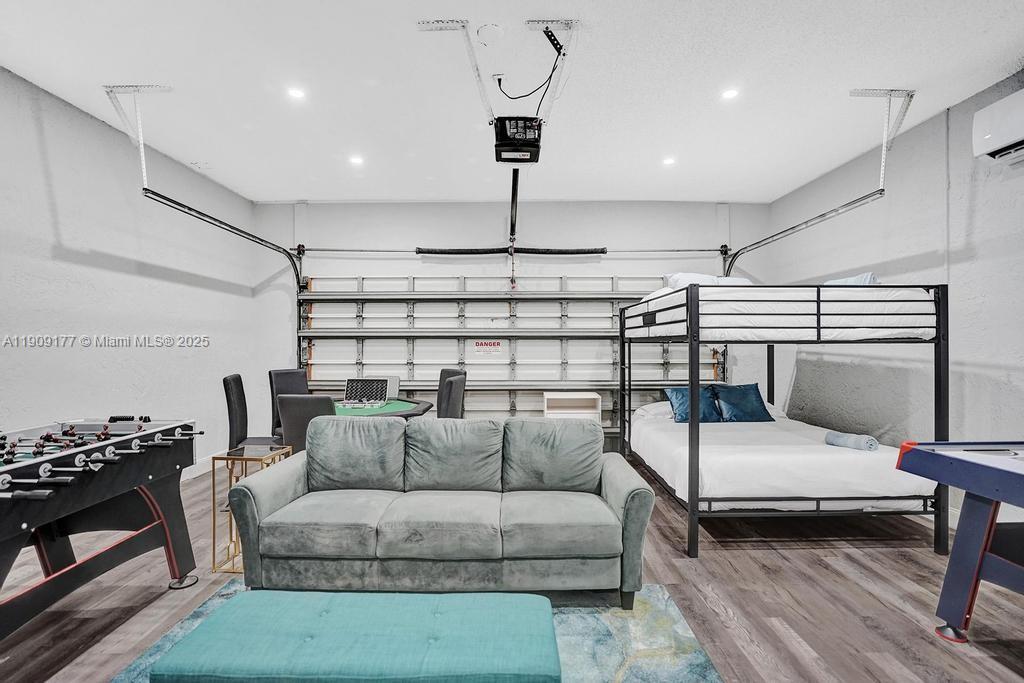 COVE 5TH SEC - Residential