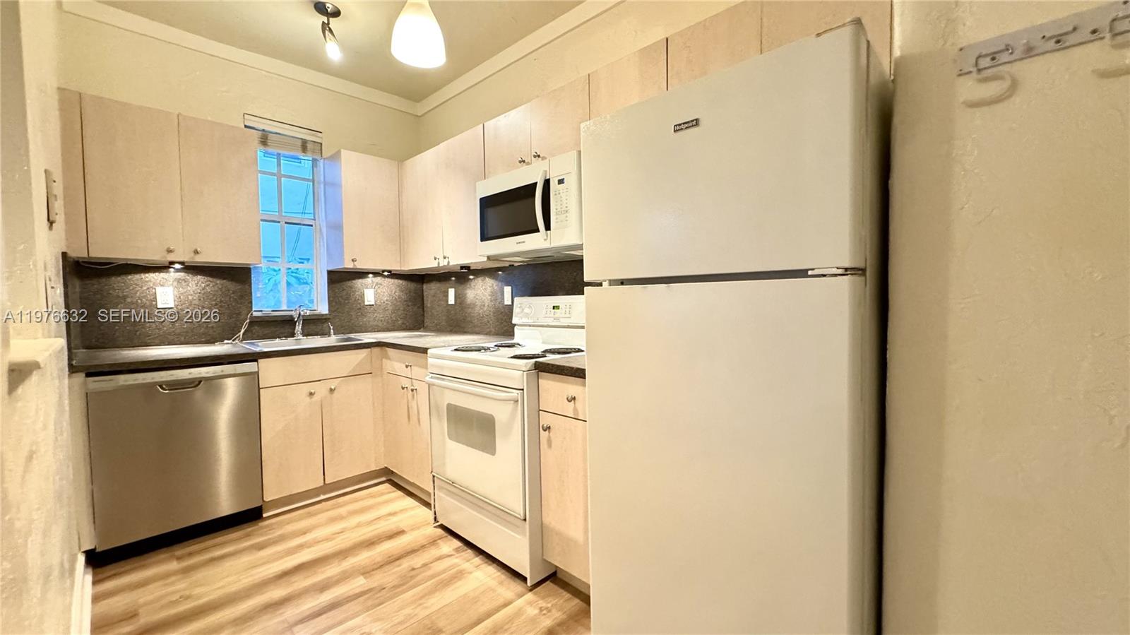 SAN REMO OF SOUTH BEACH C - Residential Lease