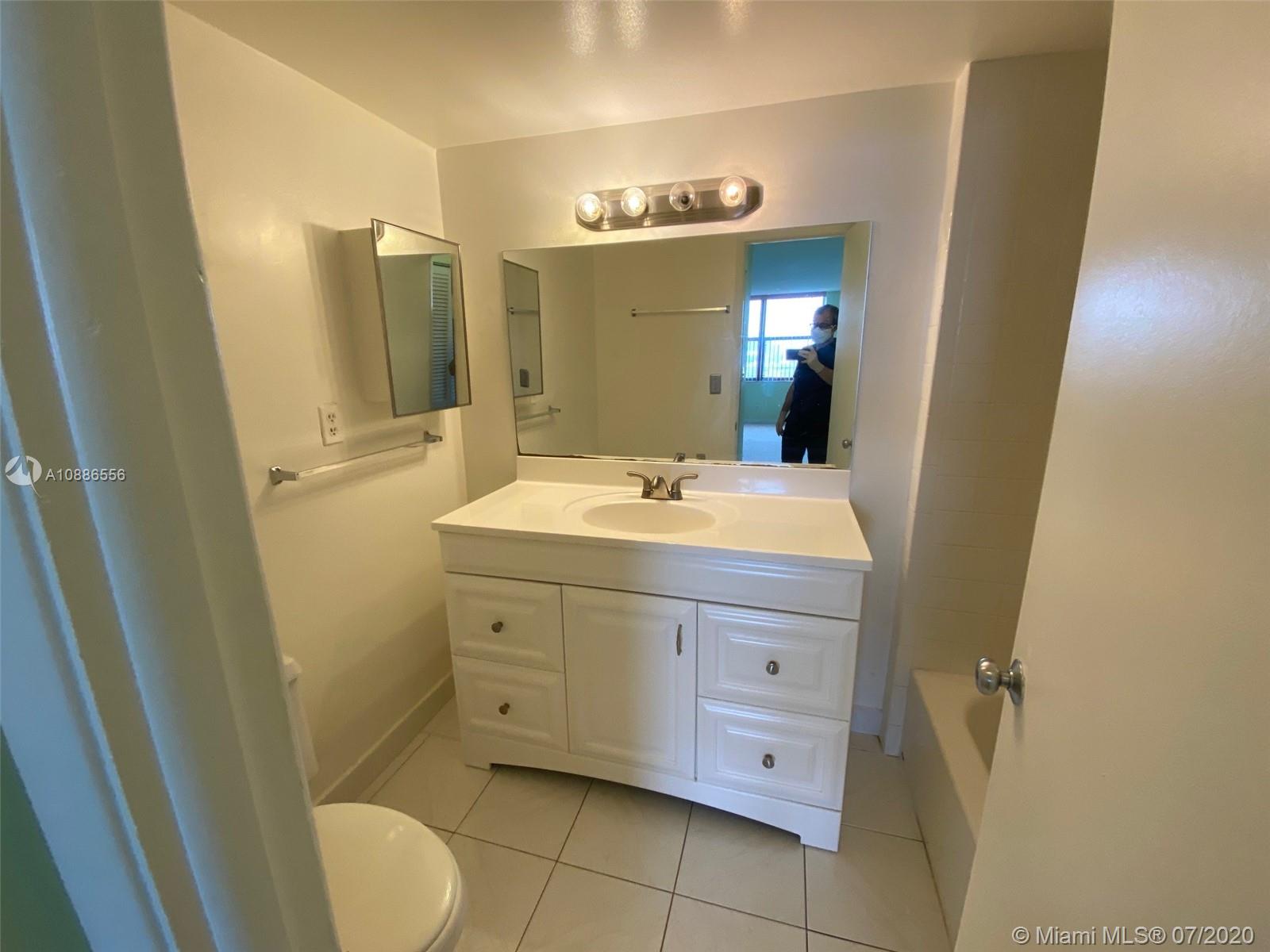 THE CLIPPER AT BISC COVE - Residential Lease