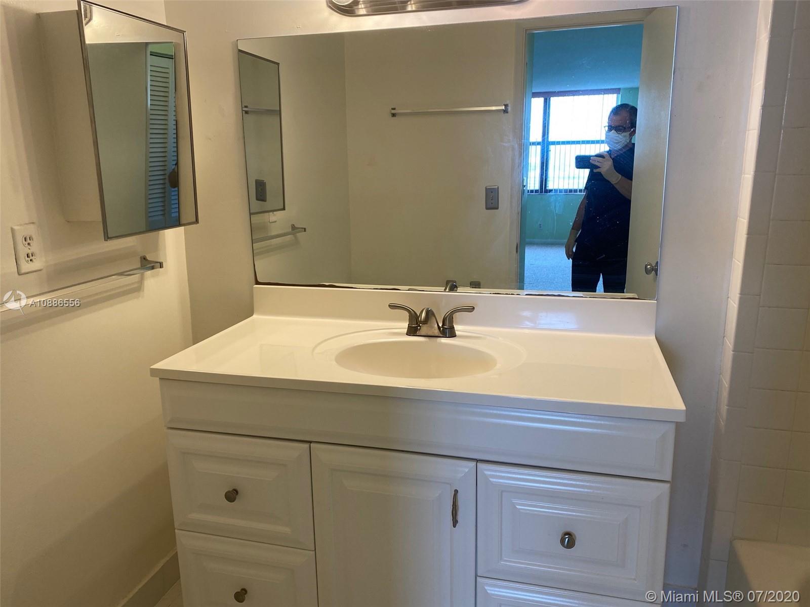 THE CLIPPER AT BISC COVE - Residential Lease