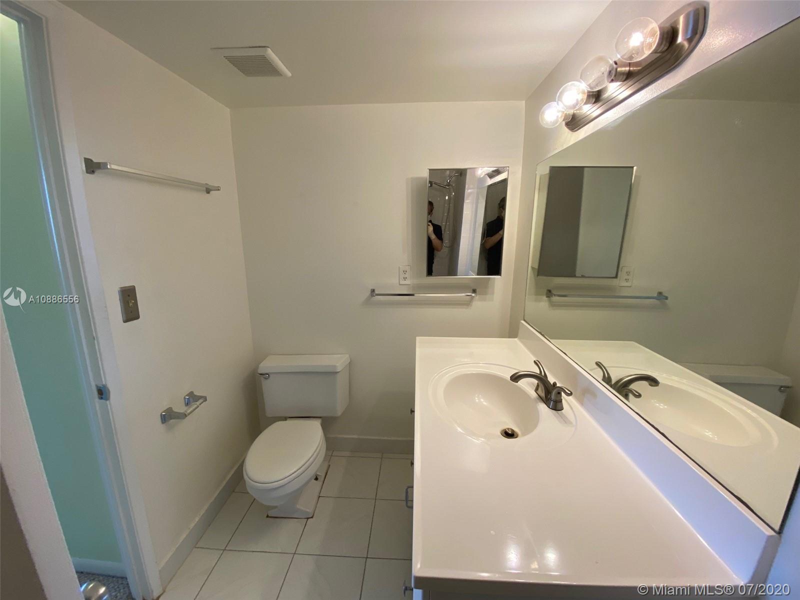 THE CLIPPER AT BISC COVE - Residential Lease