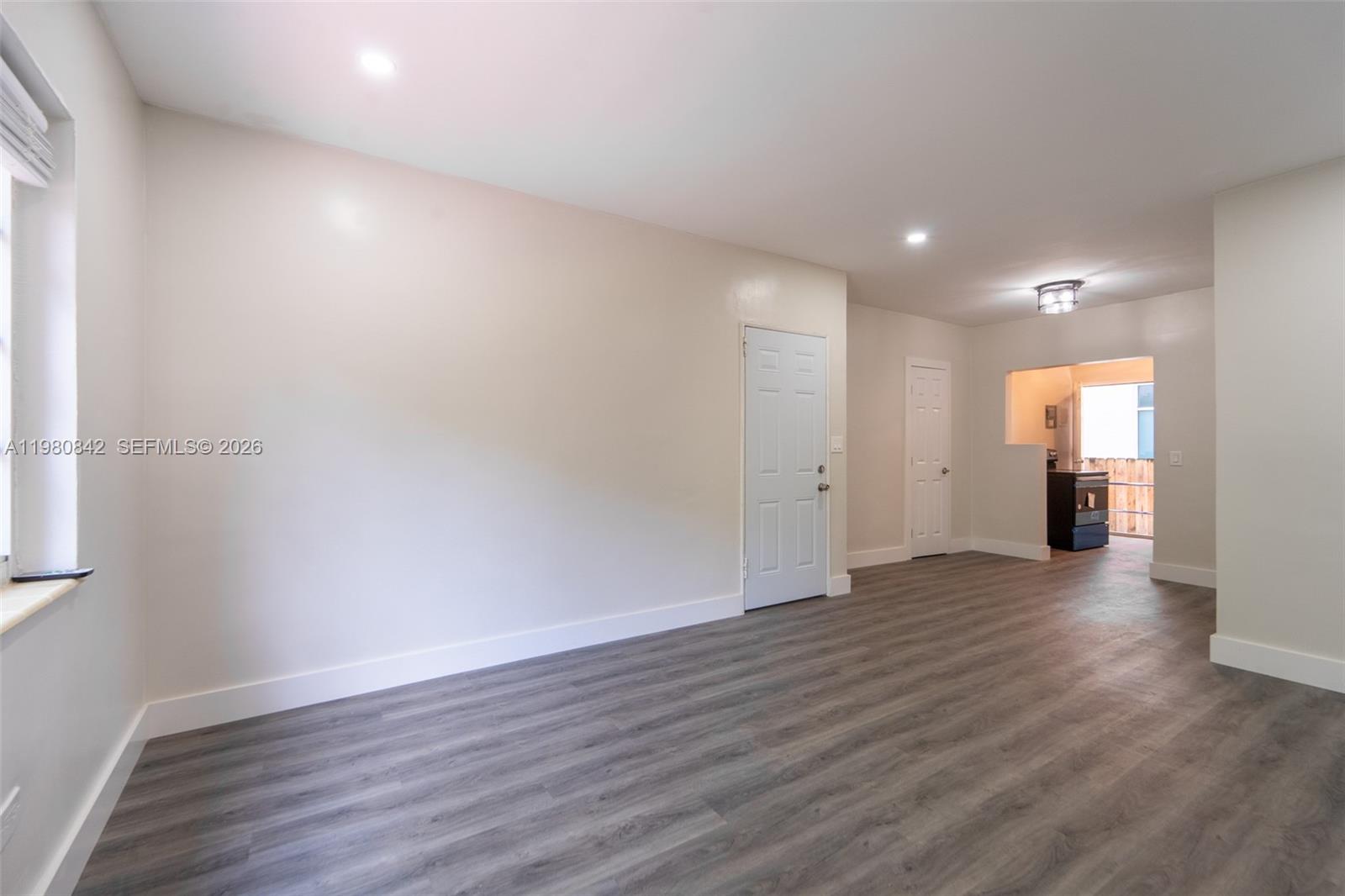 LINCOLN SUB - Residential Lease