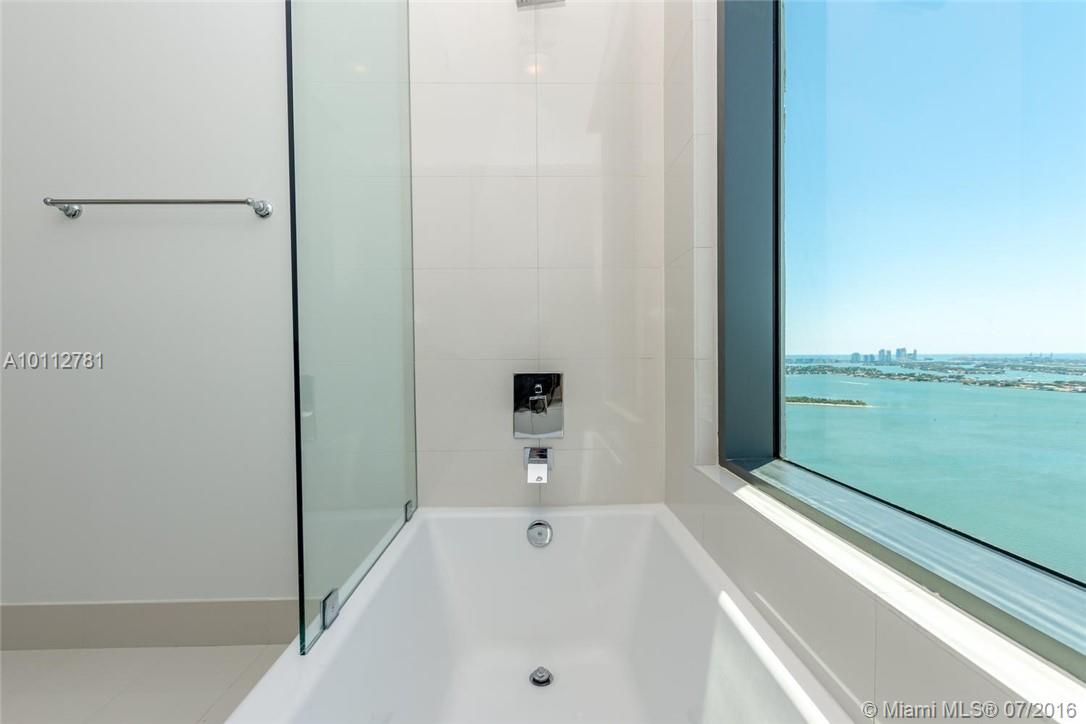 Icon Bay - Residential Lease