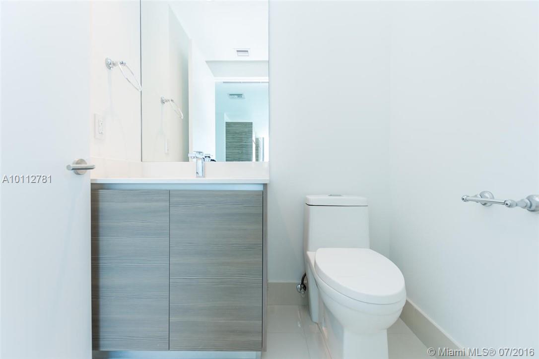 Icon Bay - Residential Lease