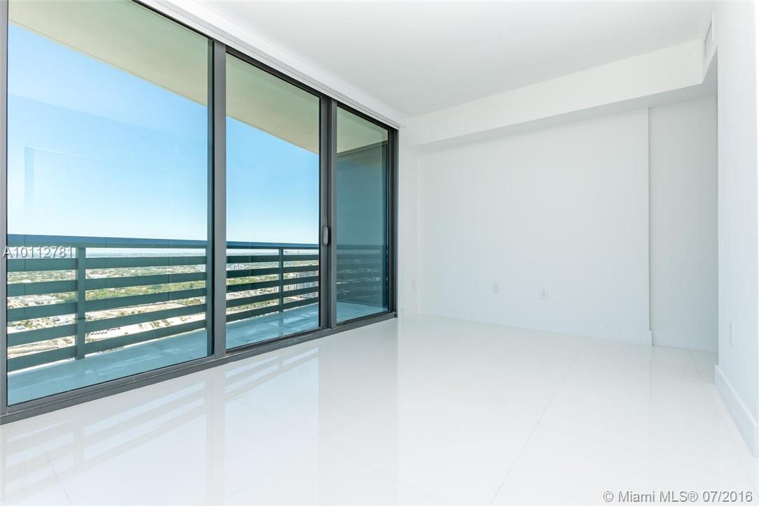 Icon Bay - Residential Lease