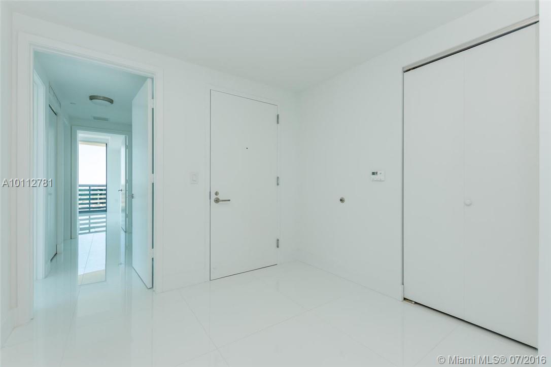 Icon Bay - Residential Lease