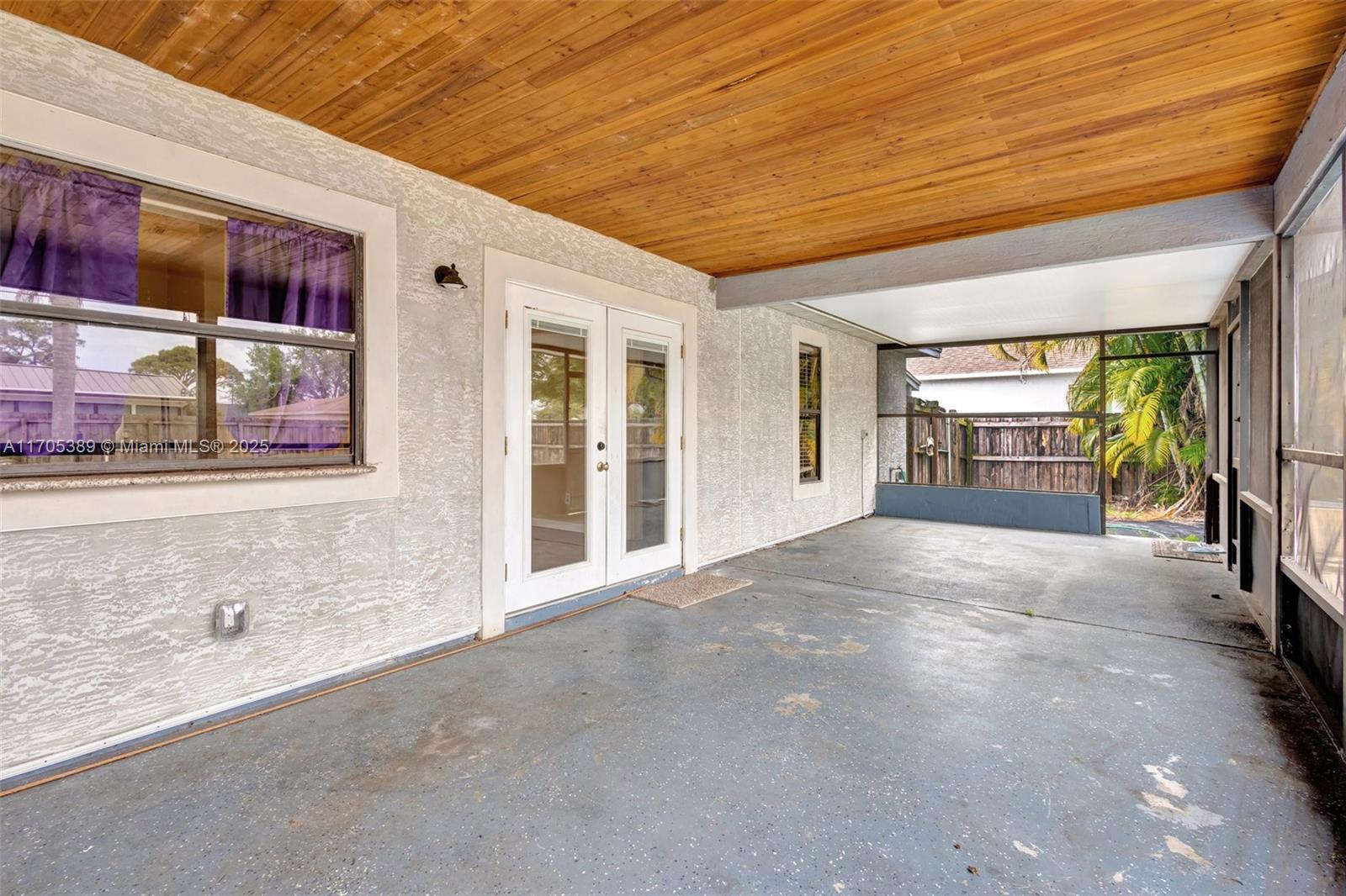 PORT ST LUCIE SECTION 18 - Residential