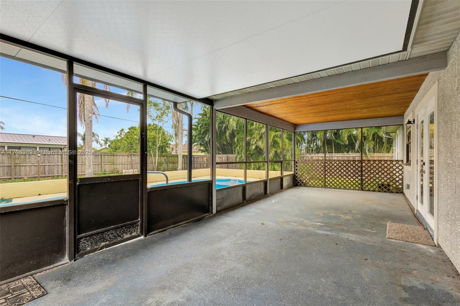 PORT ST LUCIE SECTION 18 - Residential