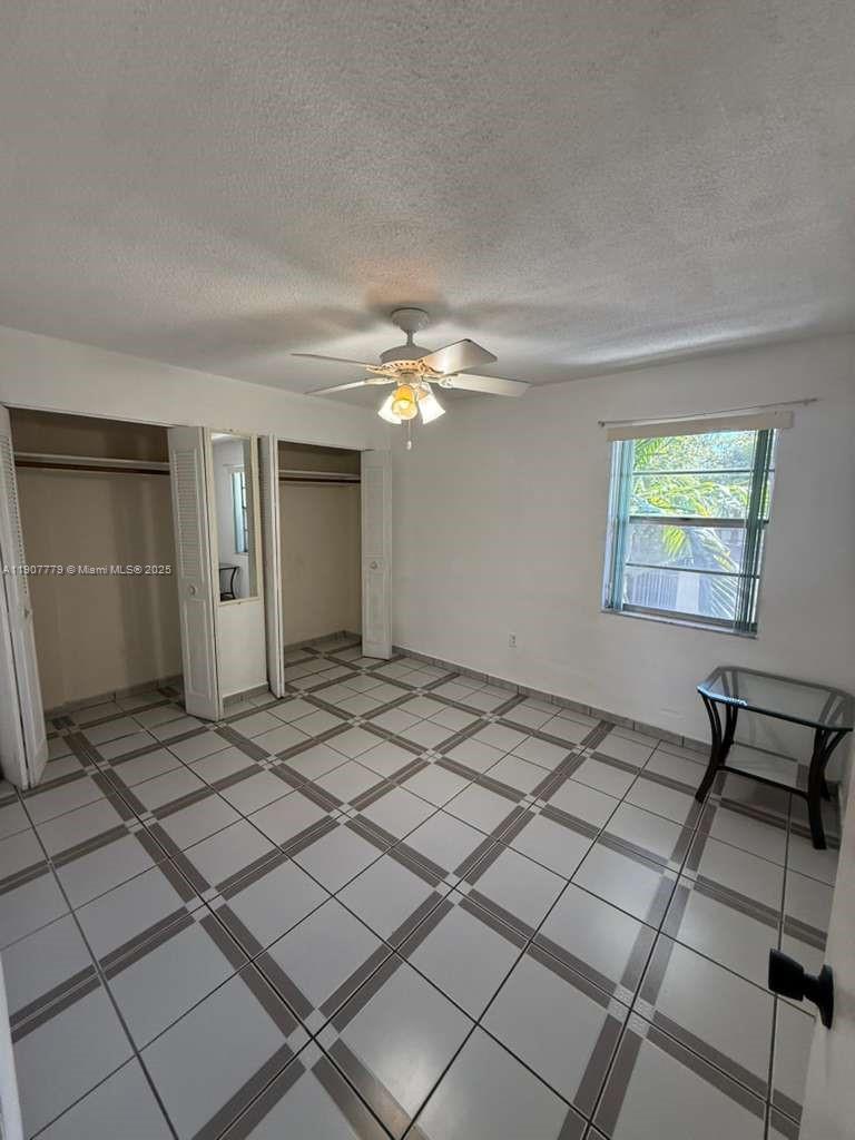 GROVE GARDENS CONDO - Residential Lease