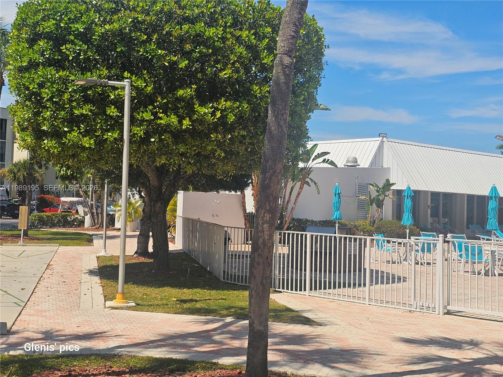 BISCAYA IV CONDO - Residential