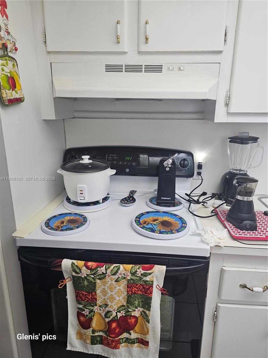 BISCAYA IV CONDO - Residential