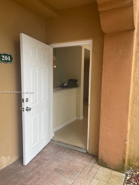 Rental Property at 6360 Nw 114th Ave 204, Doral, Miami-Dade County, Florida - Bedrooms: 3 
Bathrooms: 2  - $2,700 MO.
