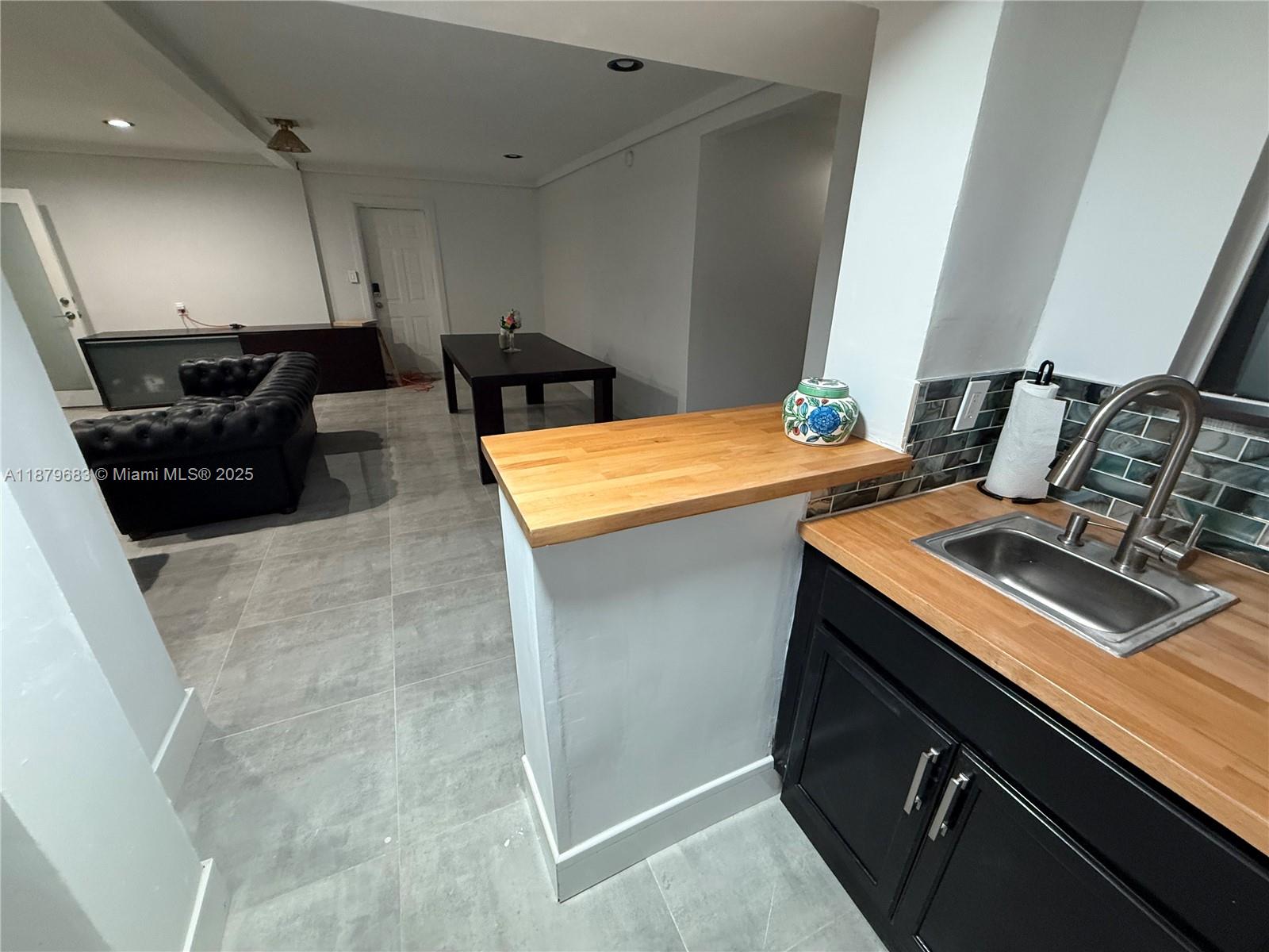 SPRING GARDEN - Residential