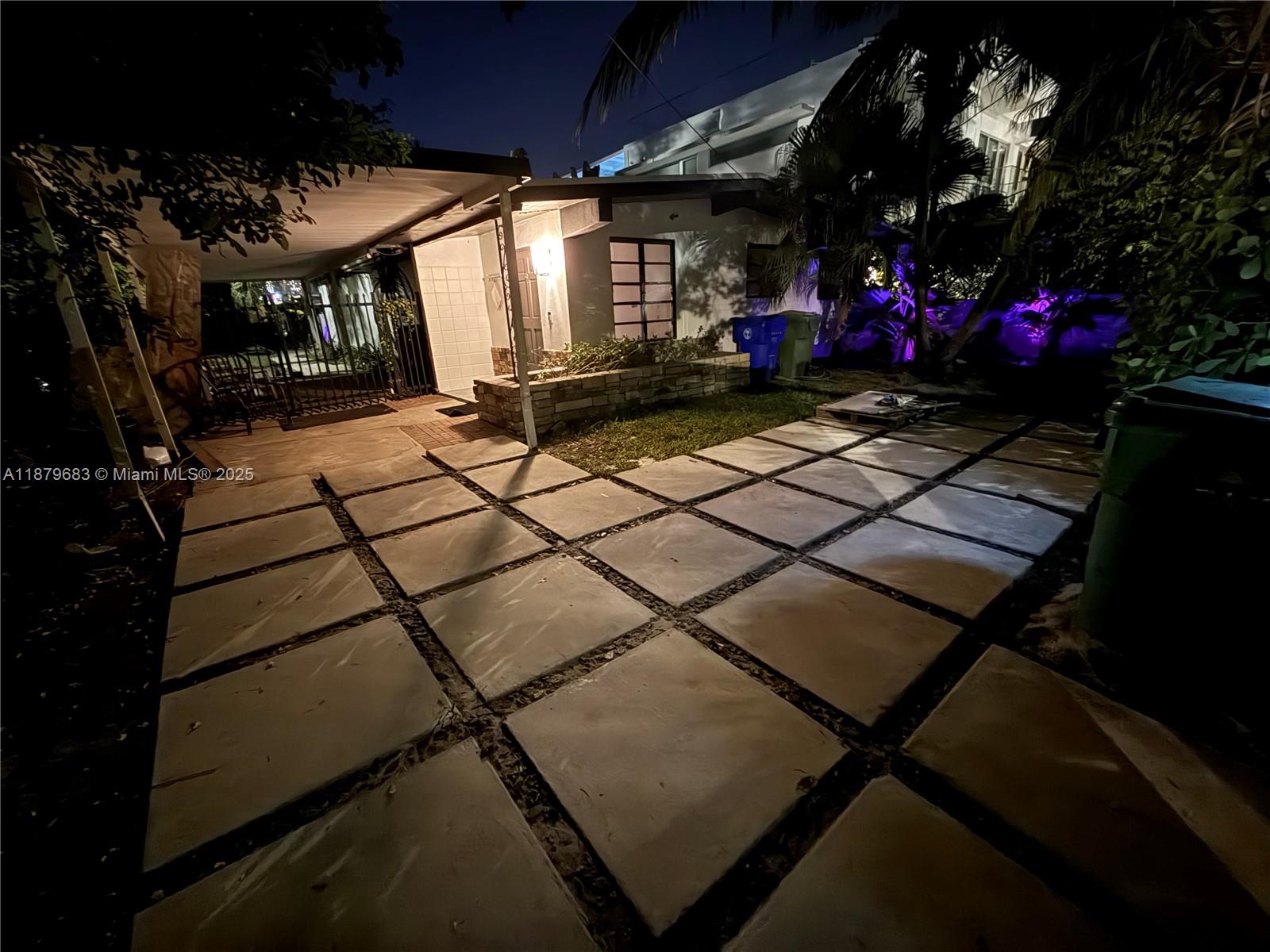 SPRING GARDEN - Residential