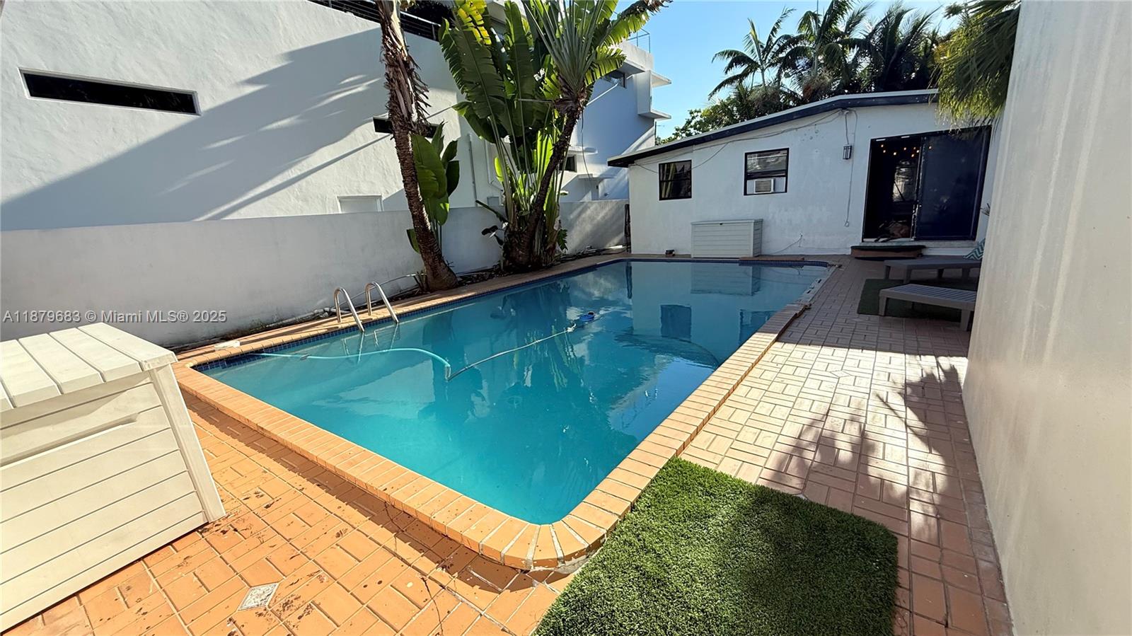 SPRING GARDEN - Residential