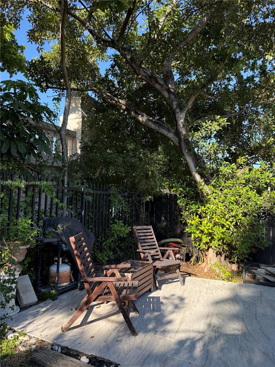 SPRING GARDEN - Residential