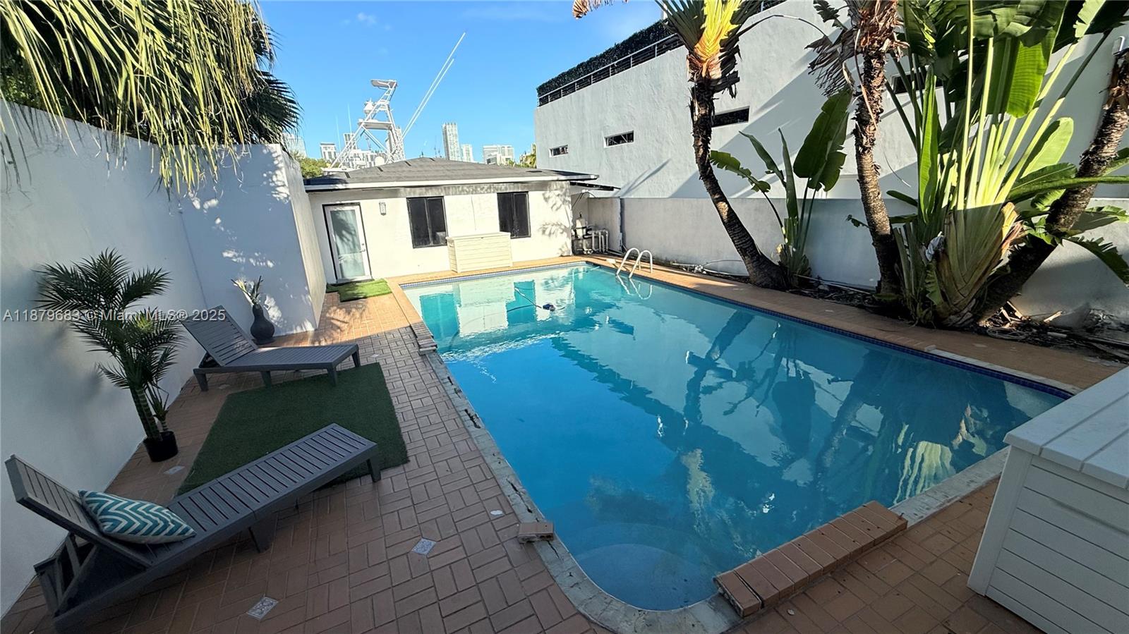 SPRING GARDEN - Residential