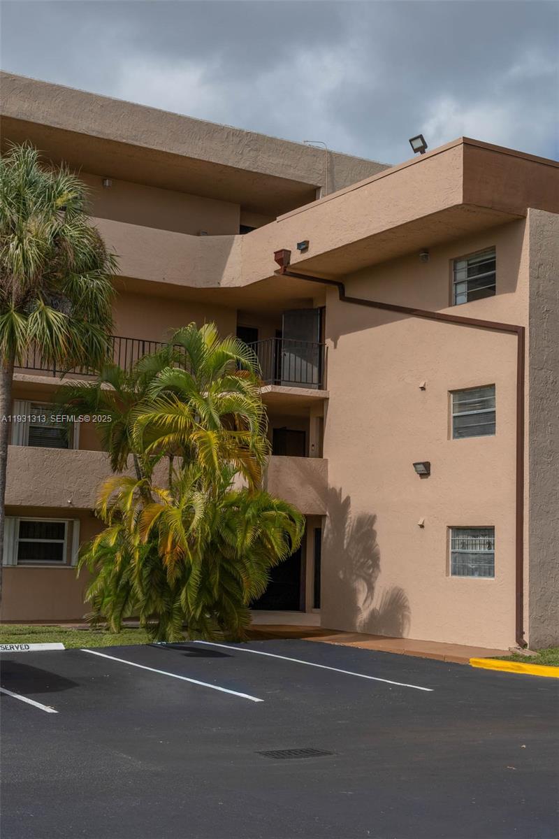 FERNWOODS CONDO NO 3 - Residential