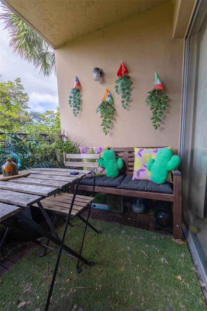 FERNWOODS CONDO NO 3 - Residential