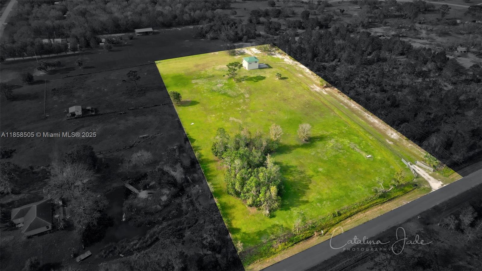 LAKE MONTAZA ESTATES - Residential