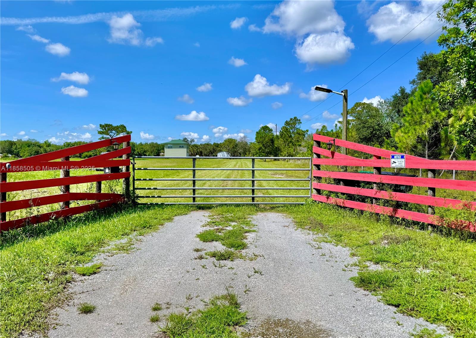 LAKE MONTAZA ESTATES - Residential