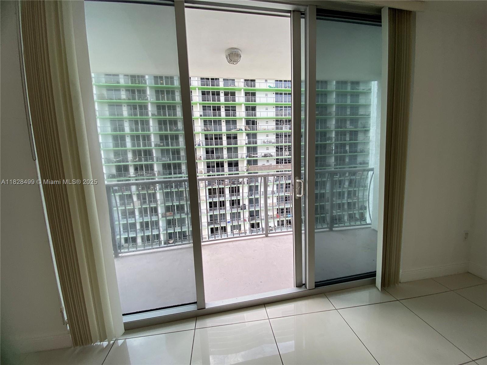 OPERA TOWER CONDO - Residential