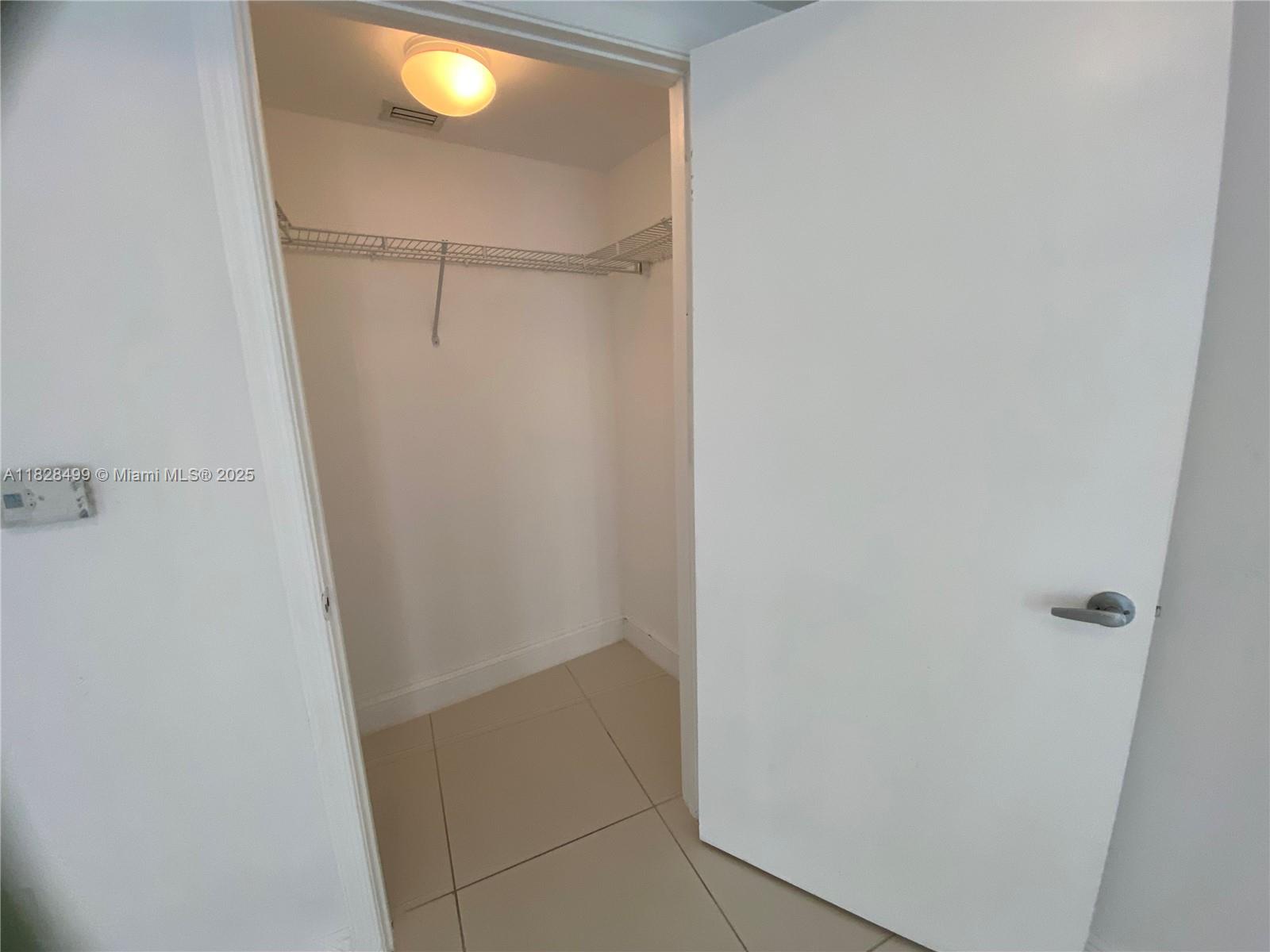 OPERA TOWER CONDO - Residential