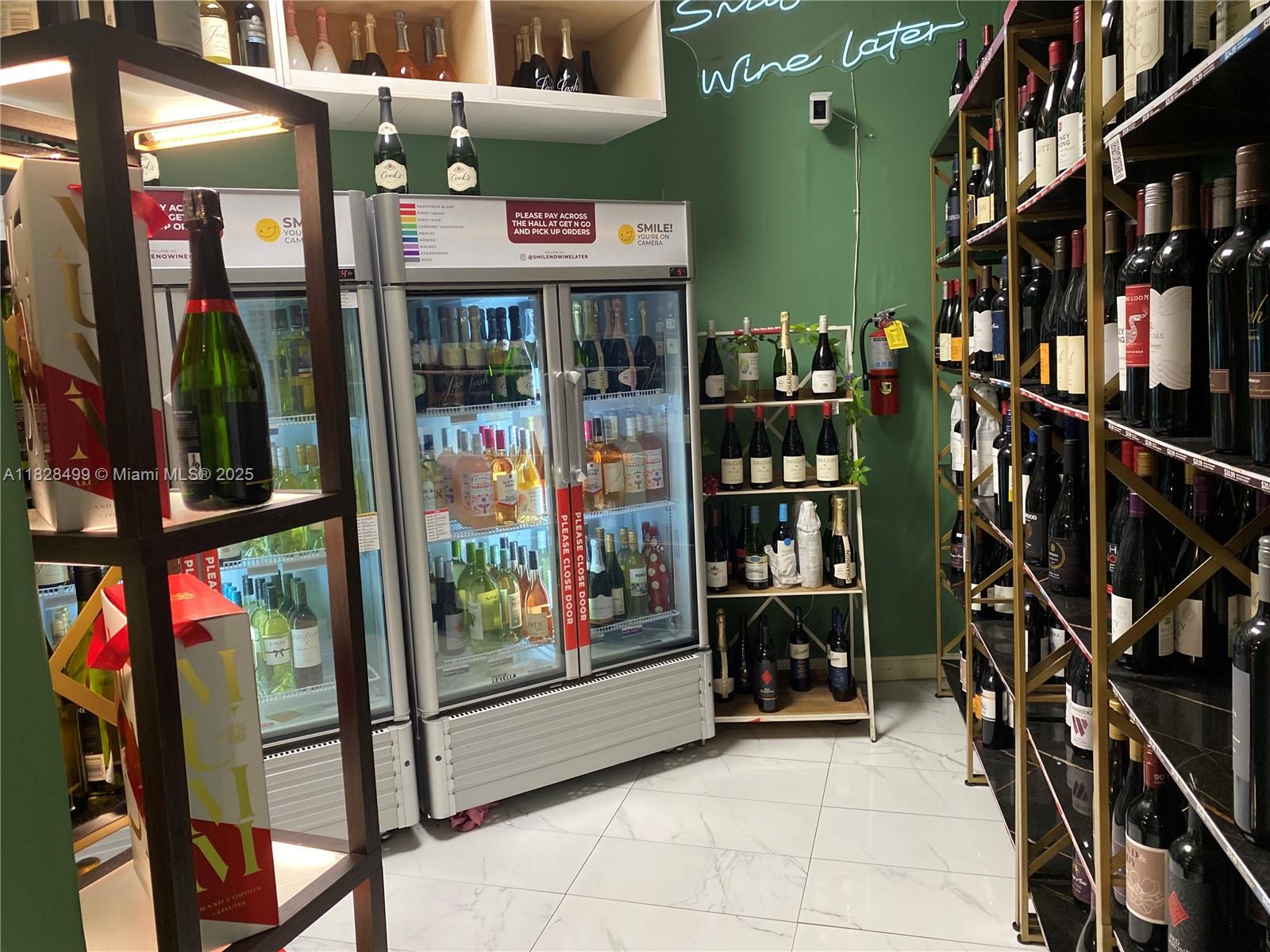 OPERA TOWER CONDO - Residential