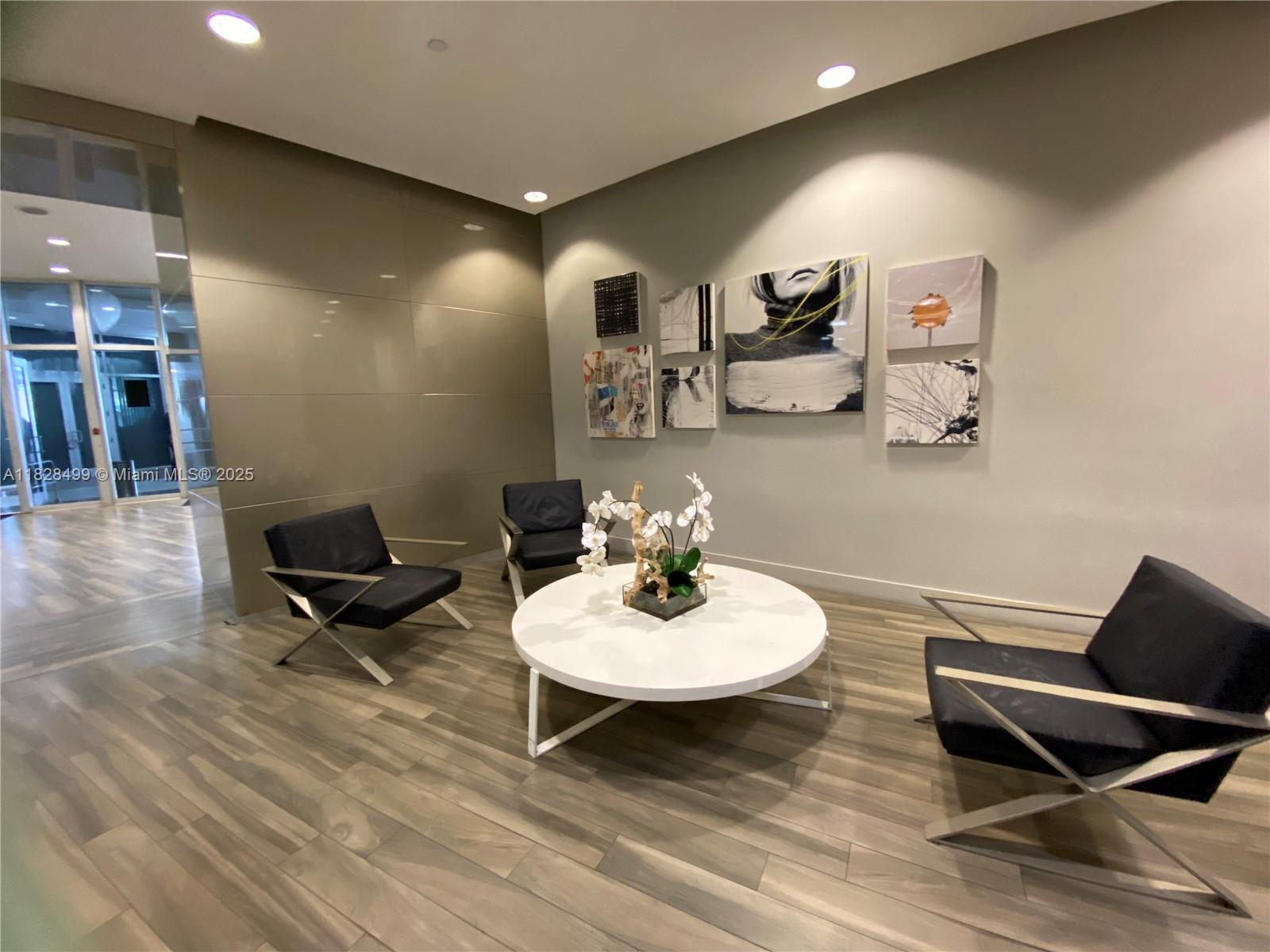 OPERA TOWER CONDO - Residential