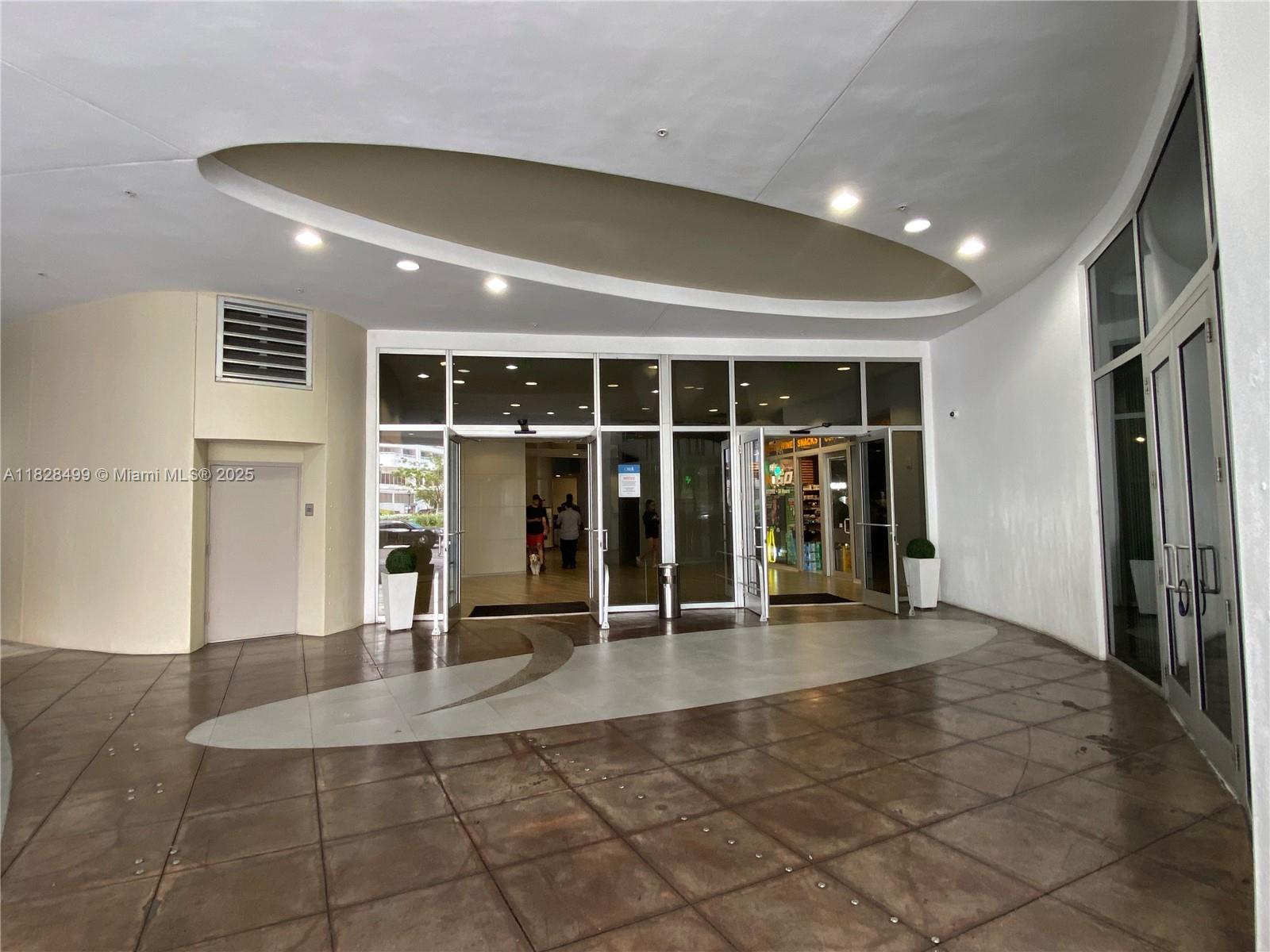 OPERA TOWER CONDO - Residential