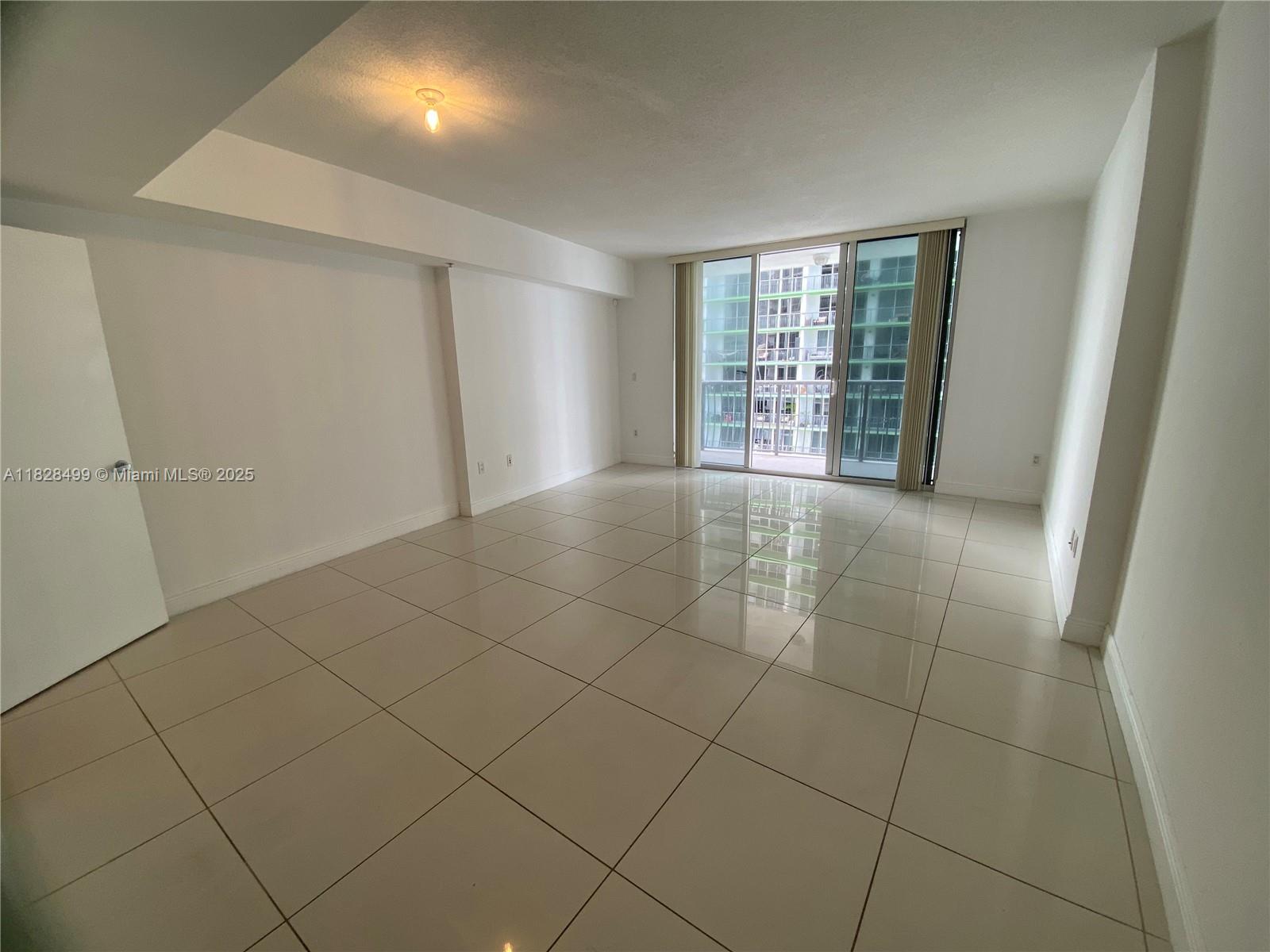 OPERA TOWER CONDO - Residential